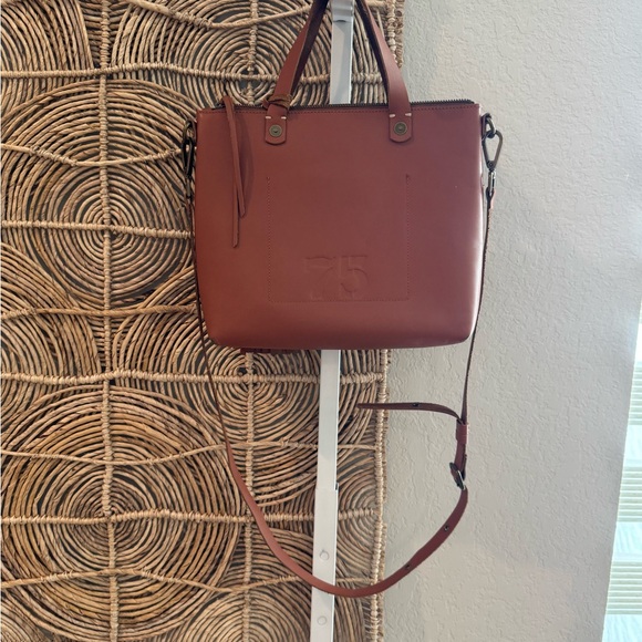 Eleanor FEED bag with Tassel - Picture 2 of 5